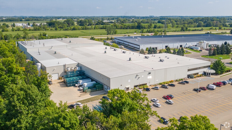 More Photos Of 3195 Wilson Dr NW, Grand Rapids Manufacturing For Lease