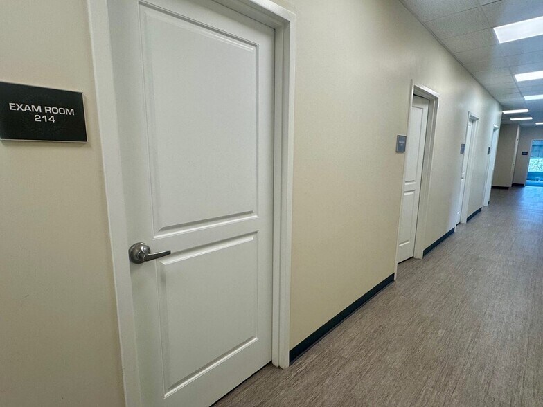 More Photos Of 172 Luds Way, Dothan Office For Lease