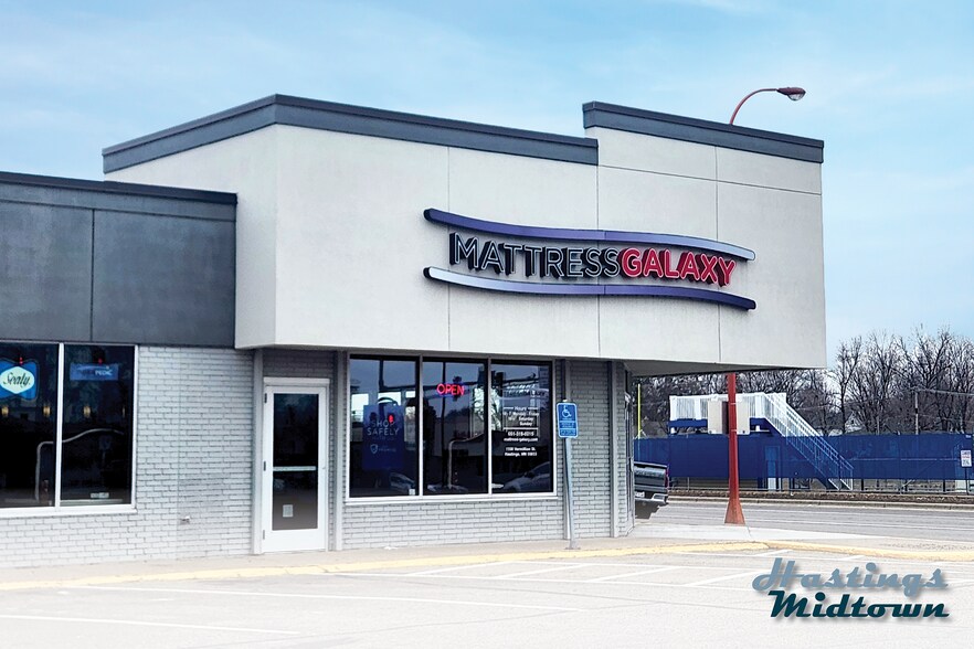 More Photos Of 1100-1214 Vermillion St, Hastings Freestanding For Lease