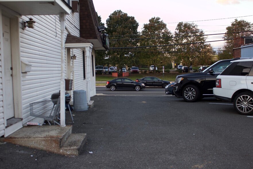 More Photos Of 314 Broadway, Elmwood Park Storefront Retail Residential For Lease