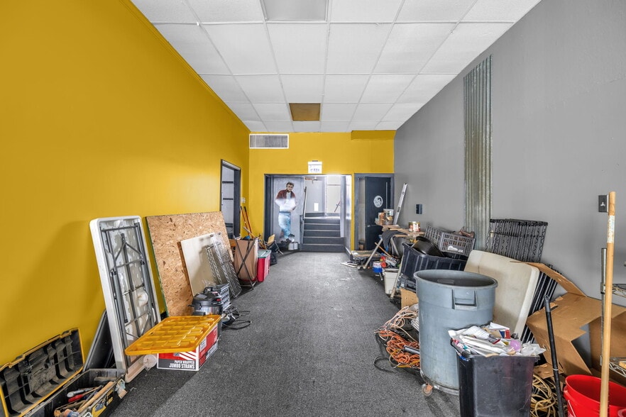 More Photos Of 128 S Scales St, Reidsville Storefront Retail Office For Sale