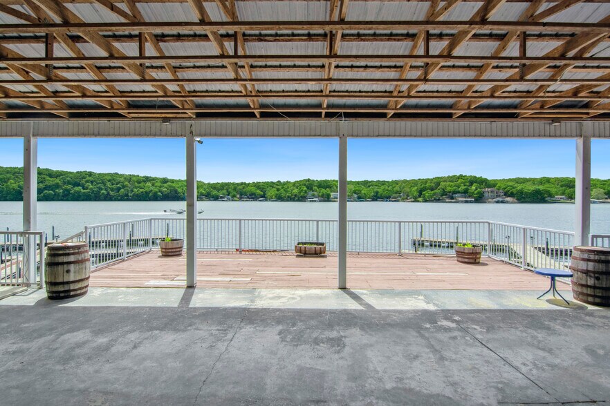 More Photos Of 27485 Cross Ln, Barnett Restaurant For Sale