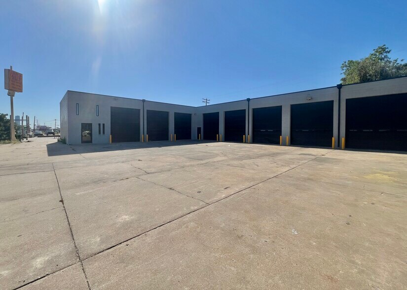 More Photos Of 2810 W Reno Ave, Oklahoma City Service For Lease