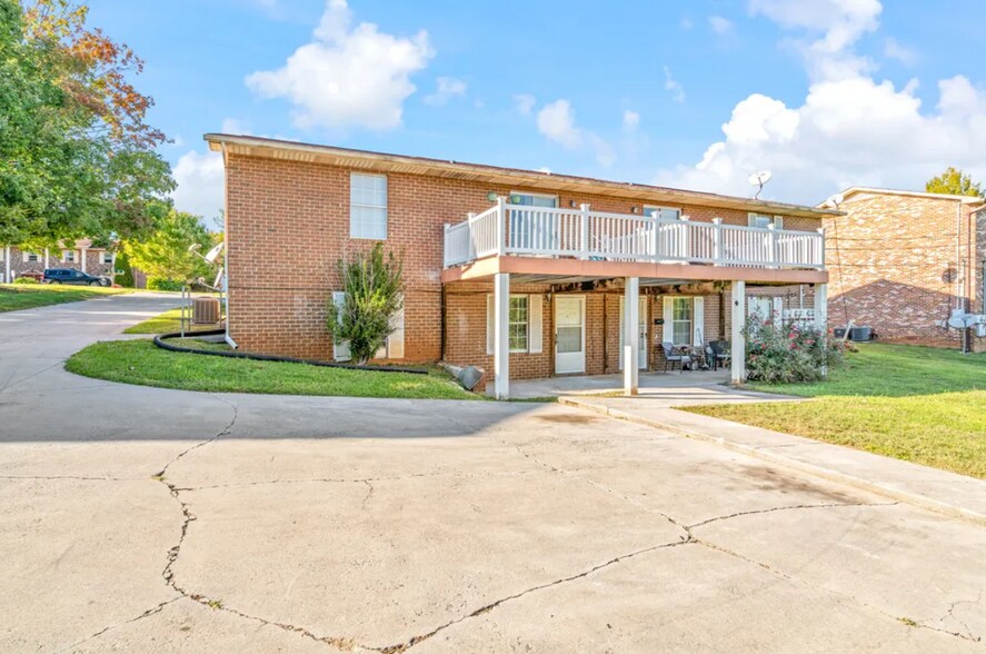 More Photos Of 4808 Cannon Ridge Dr, Knoxville Apartments For Sale