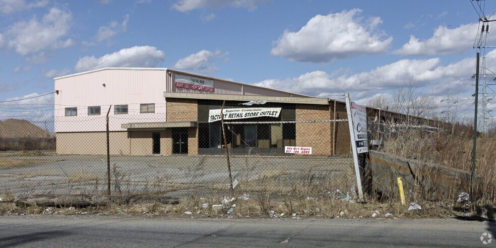 More Photos Of 501 Industry Rd, Staten Island Warehouse For Sale