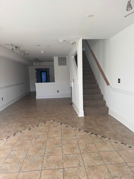 More Photos Of 720 I St SE, Washington Loft Creative Space For Lease