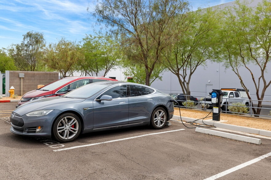 More Photos Of 777 W Pinnacle Peak Rd, Phoenix Unknown For Lease