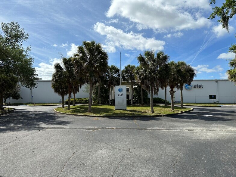 More Photos Of 5312 SW 6th Pl, Ocala Office For Lease