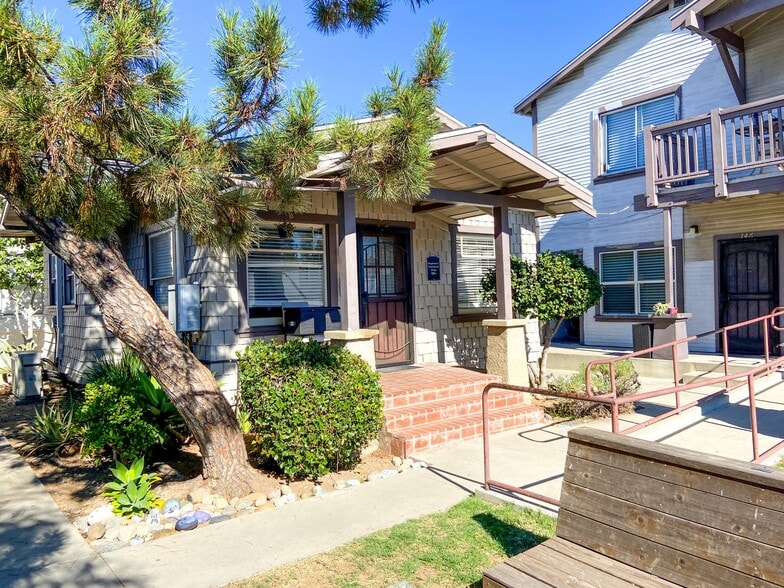 More Photos Of 146-154 N Holliston Ave, Pasadena Rehabilitation Center For Sale