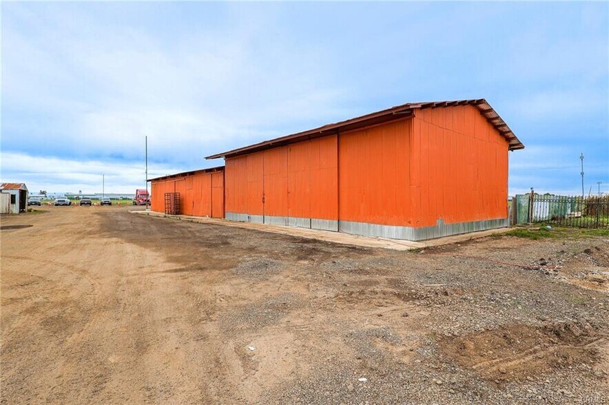 More Photos Of 788 E Childs Ave, Merced Warehouse For Lease