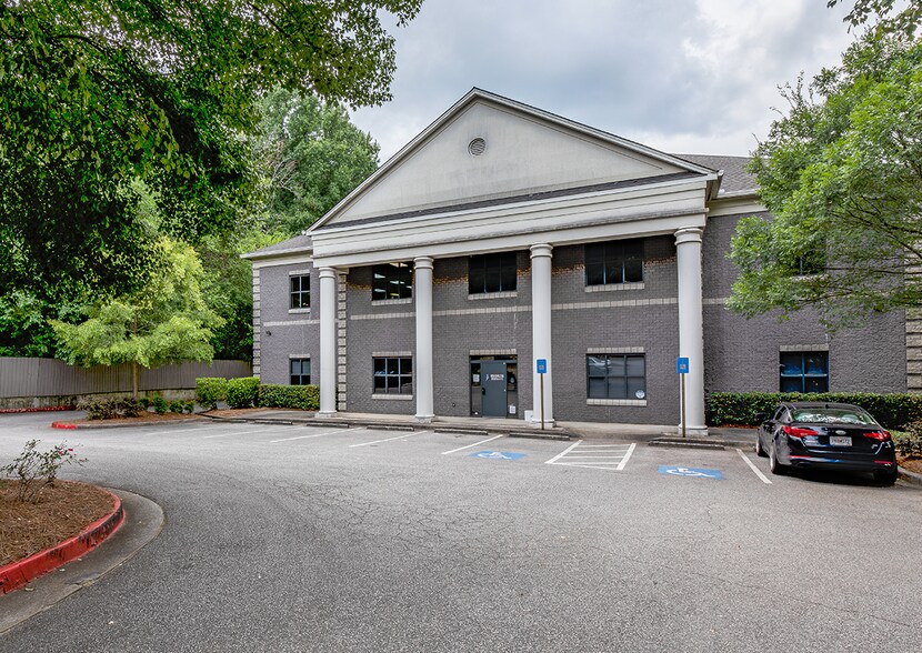 More Photos Of 335 Roselane St NW, Marietta Medical For Lease