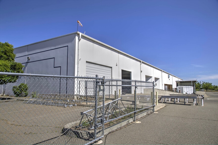 More Photos Of 1065 Marauder St, Chico Manufacturing For Lease