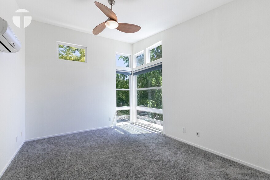 More Photos Of 1449 Claremont Way, Sacramento Apartments For Sale