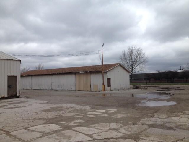 More Photos Of 310 W 162nd St, South Holland Manufacturing For Lease