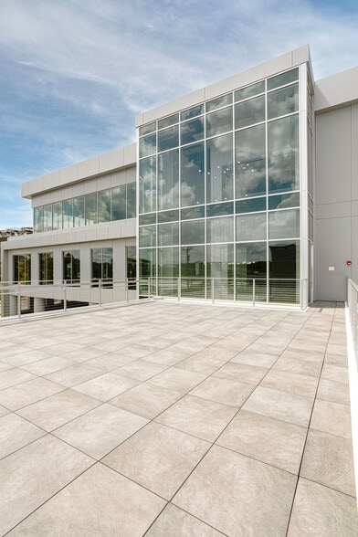 More Photos Of 500 28th Ave N, Nashville Medical For Lease