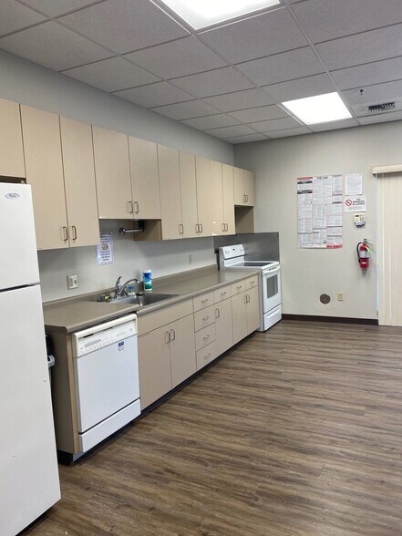 More Photos Of 4216 Kiernan Ave, Modesto Office For Sale