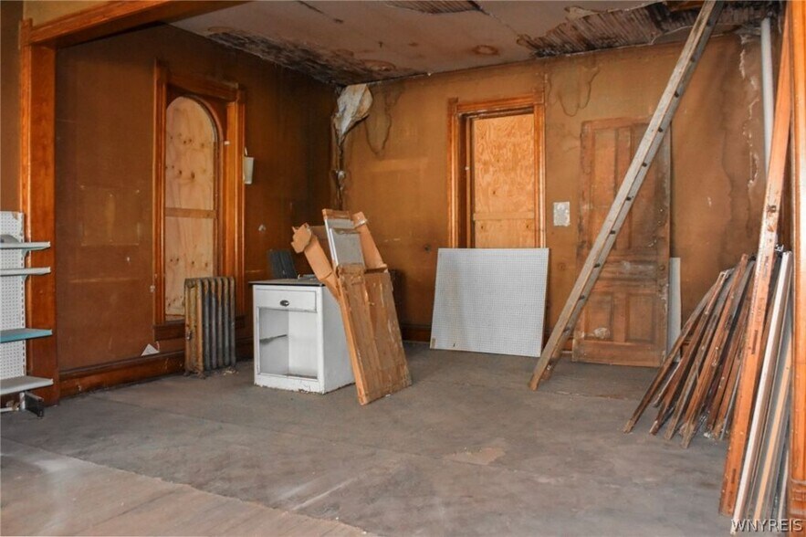 More Photos Of 27 Shethar St, Hammondsport Apartments For Sale