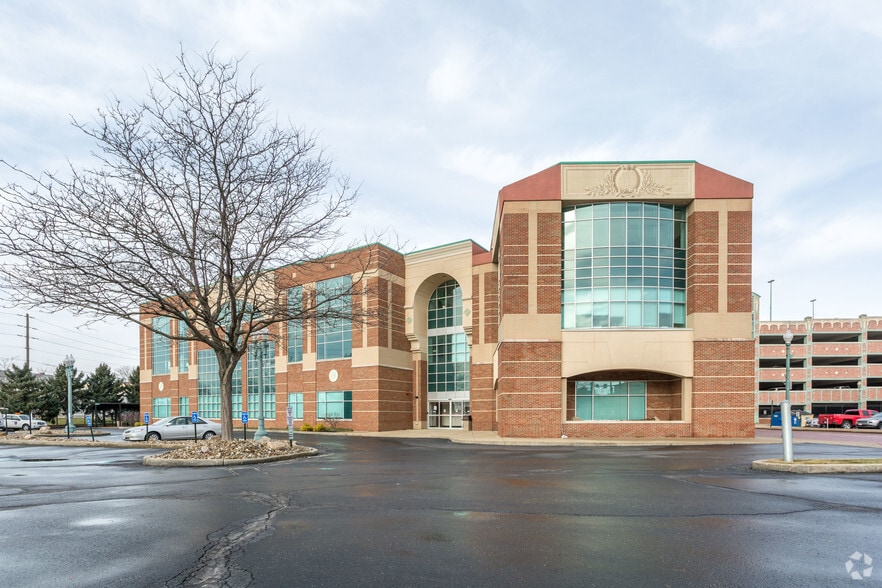 More Photos Of 400 3rd St SE, Canton Office For Lease