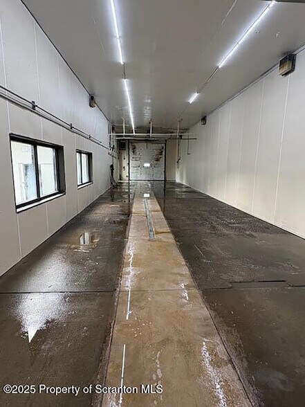 More Photos Of 30 Sturges Rd, Peckville Carwash For Lease