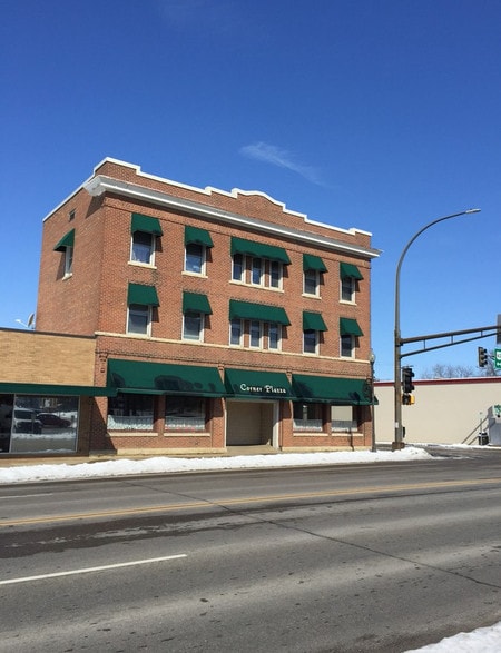 More Photos Of 105 Main St S, Stewartville Apartments For Lease