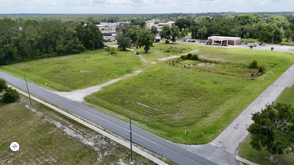 More Photos Of 3650 NW Devane St, Lake City Land For Lease