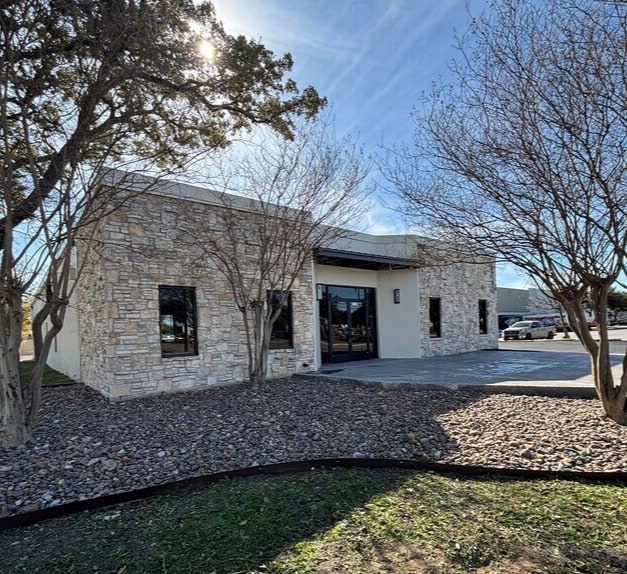 More Photos Of 5260 Rittiman Rd, San Antonio Light Distribution For Sale