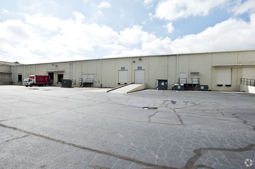 More Photos Of 2825 Pacific Dr, Norcross Light Distribution For Lease