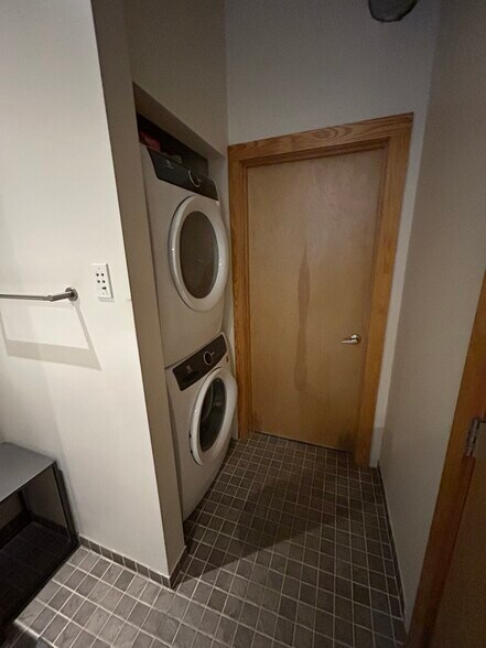 More Photos Of 28 N Lexington Ave, Asheville Storefront Retail Residential For Sale