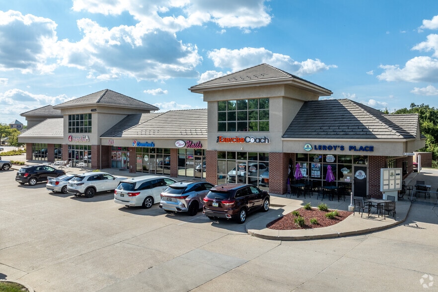 Primary Photo Of 265 50th St, West Des Moines Unknown For Lease