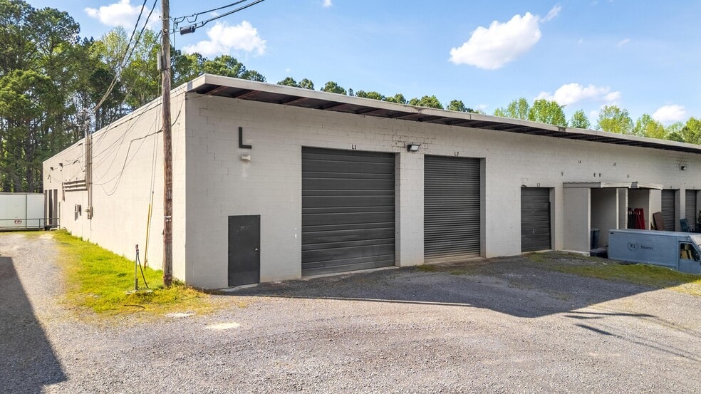 More Photos Of 355 Sequoia Rd NW, Cleveland Industrial For Lease