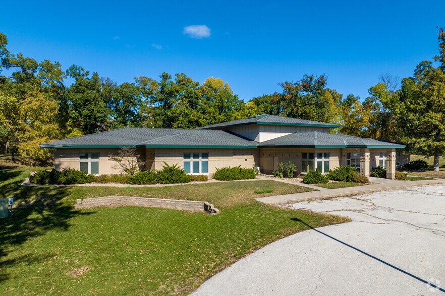 More Photos Of 4333 Edgewood Rd NE, Cedar Rapids Land For Lease