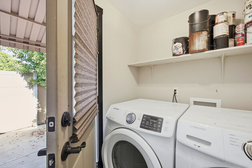 More Photos Of 5237 Topanga Canyon Blvd, Woodland Hills Multifamily For Sale