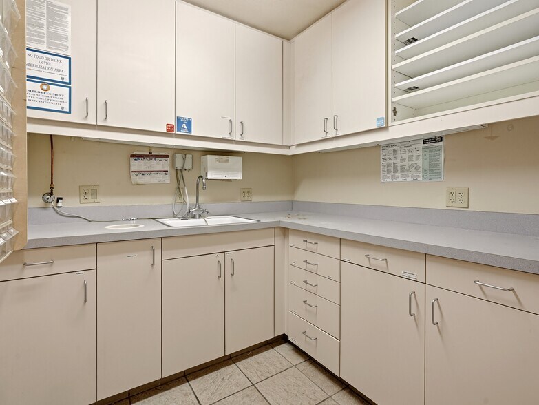 More Photos Of 1551 Bishop St, San Luis Obispo Medical For Lease