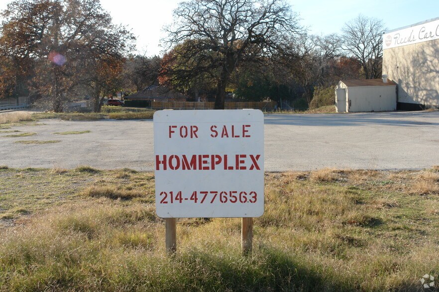 More Photos Of 237 S Belt Line Rd, Irving Land For Lease