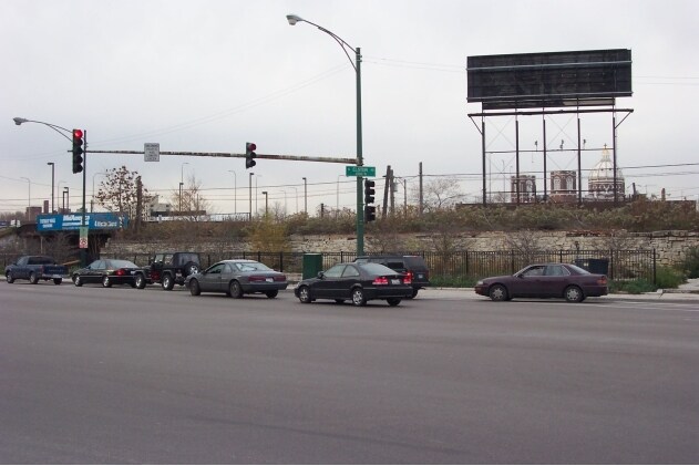 Primary Photo Of 2020 N Ashland Ave, Chicago Land For Lease