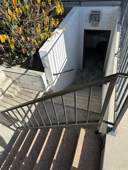 More Photos Of 1001 Orange Grove Ave, Glendale Apartments For Sale