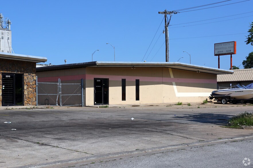 More Photos Of 2009 S Santa Fe Ave, Oklahoma City Unknown For Lease