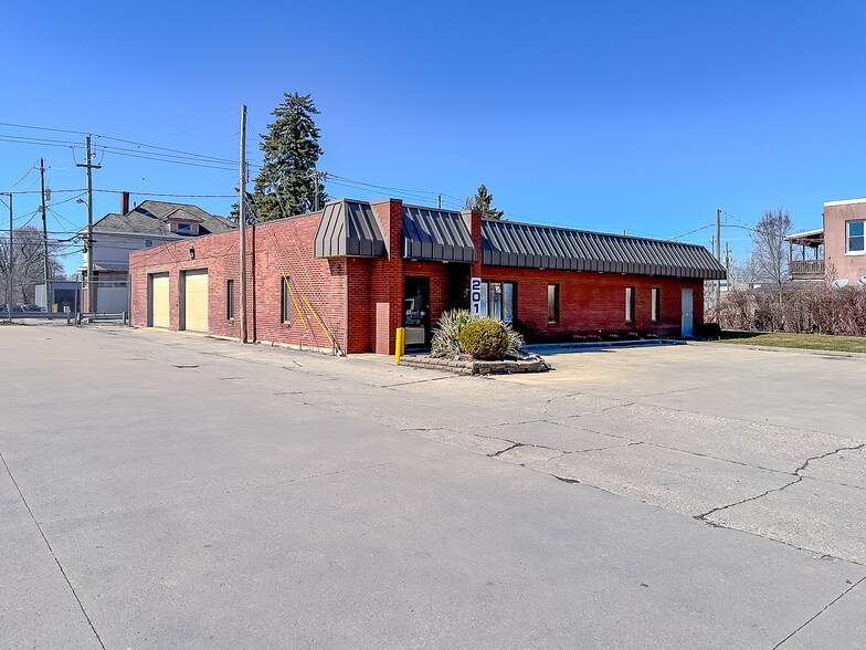 More Photos Of 2014 S Calhoun St, Fort Wayne Manufacturing For Sale