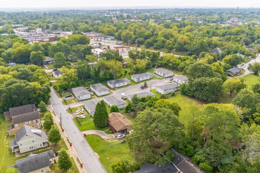 More Photos Of 2810 Churchill St, Macon-Bibb Apartments For Sale