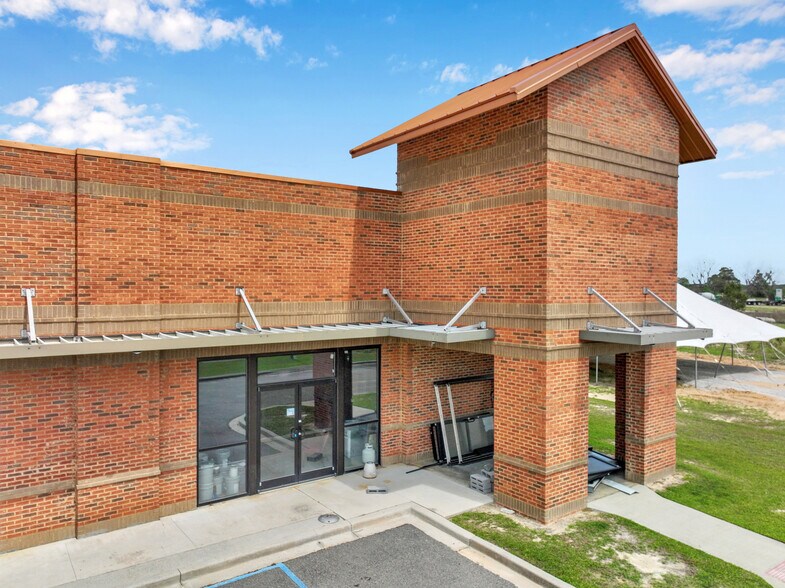 More Photos Of 143 US Highway 319 S, Moultrie Storefront For Sale