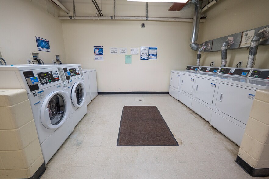 More Photos Of 144 John St, Lakewood Apartments For Sale