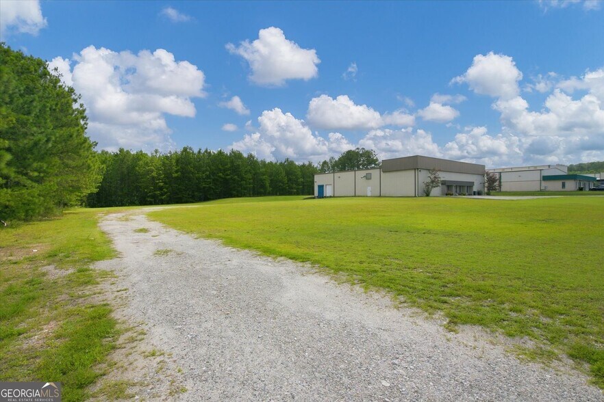 More Photos Of 524 Golf Course Rd, Tallapoosa Warehouse For Lease