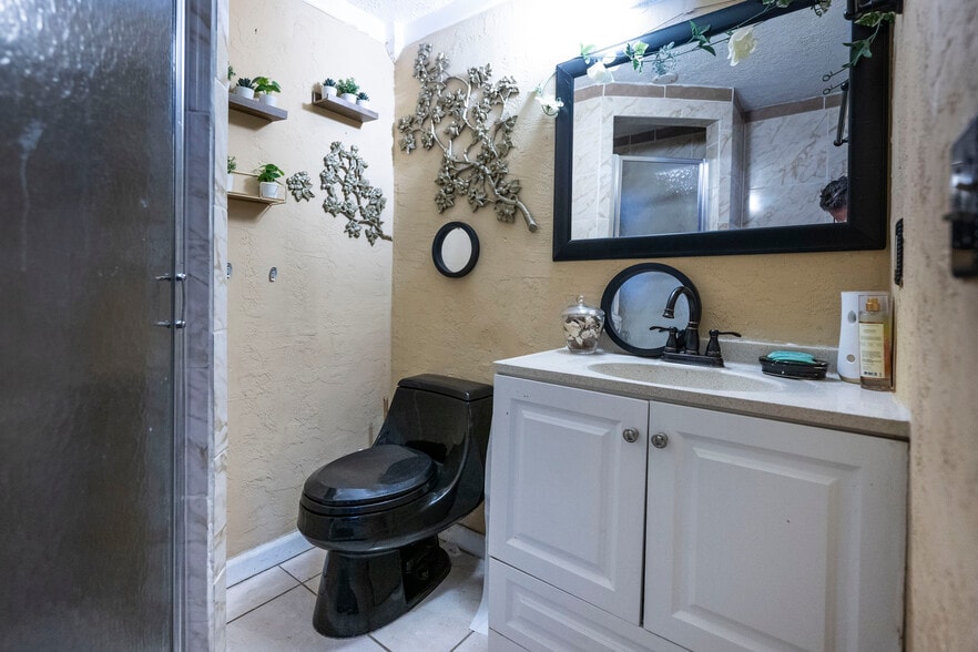 More Photos Of 433 Se Lake St, Stuart Apartments For Sale