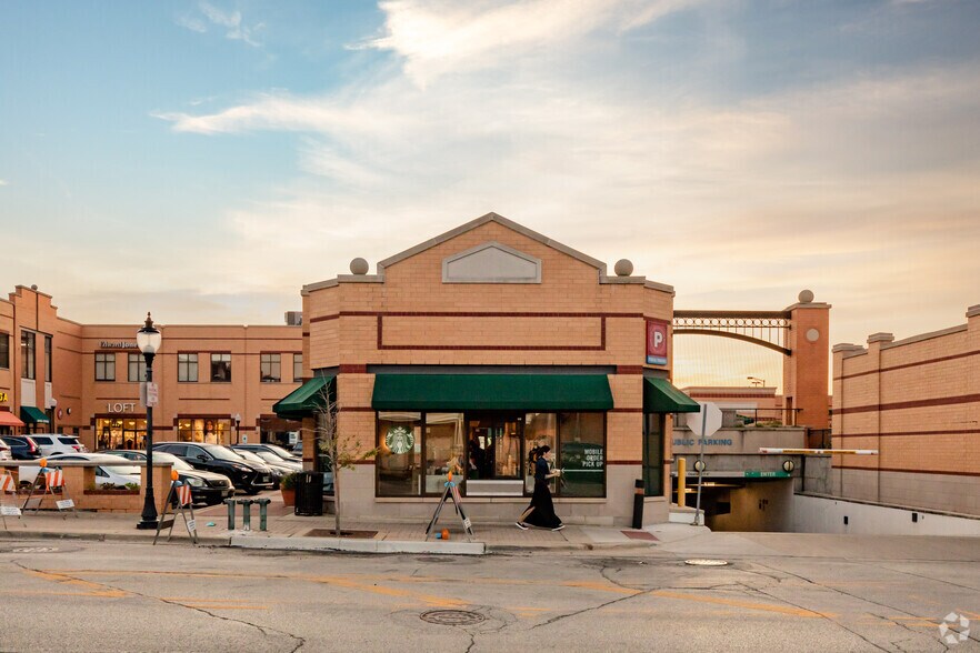 More Photos Of 3-31 S Evergreen Ave, Arlington Heights Coworking Space