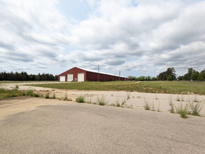 More Photos Of 5876 Puffer Rd SW, South Boardman Industrial For Sale