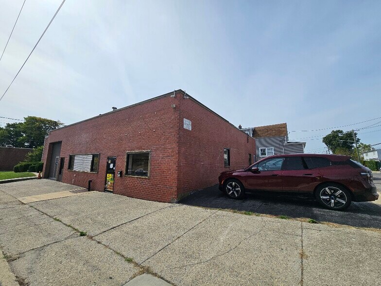 More Photos Of 454 Meacham Ave, Elmont Warehouse For Sale