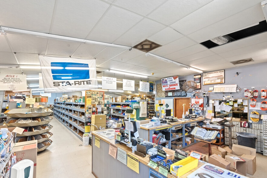 More Photos Of 110 N State Road 19, Palatka Auto Repair For Sale