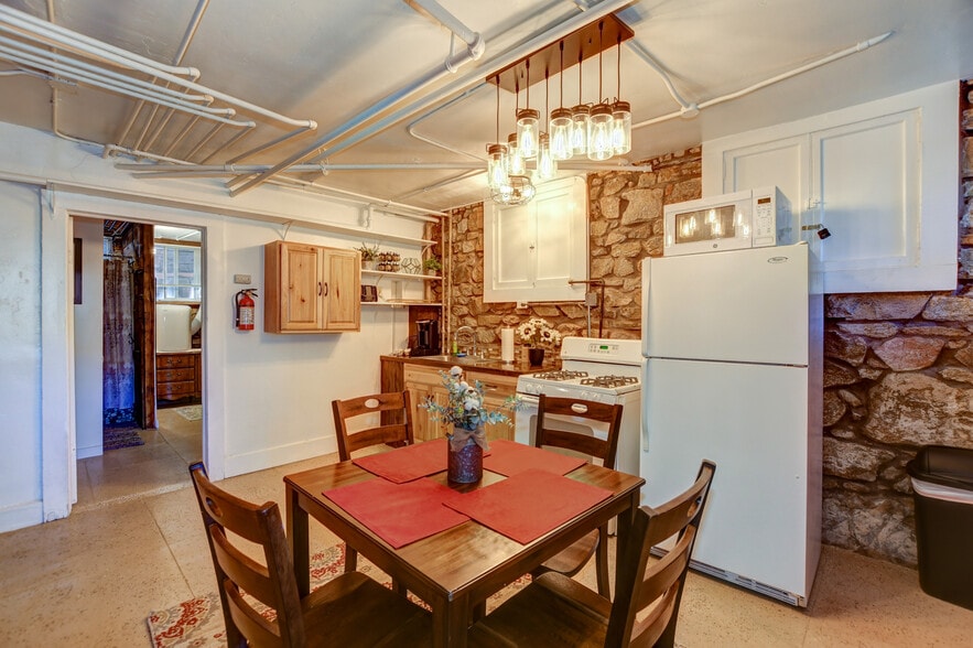 More Photos Of 105 S Alarcon St, Prescott Apartments For Sale