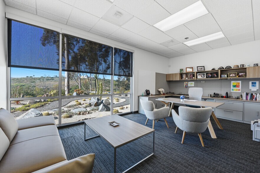 More Photos Of 9170-9190 Camino Santa Fe, San Diego Light Manufacturing For Sale