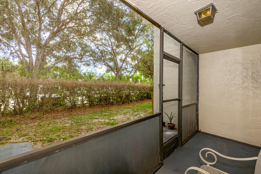 More Photos Of 89 Deer Creek Rd, Deerfield Beach Apartments For Sale